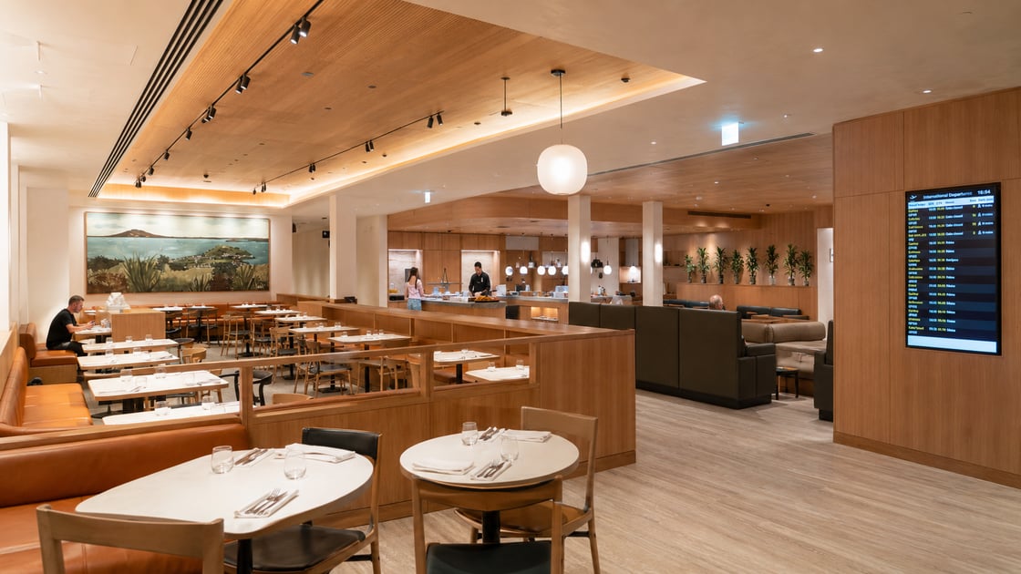 Qantas International Lounge v2